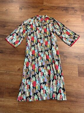 Natori Dynasty “Crowded City” Zip Caftan | XL